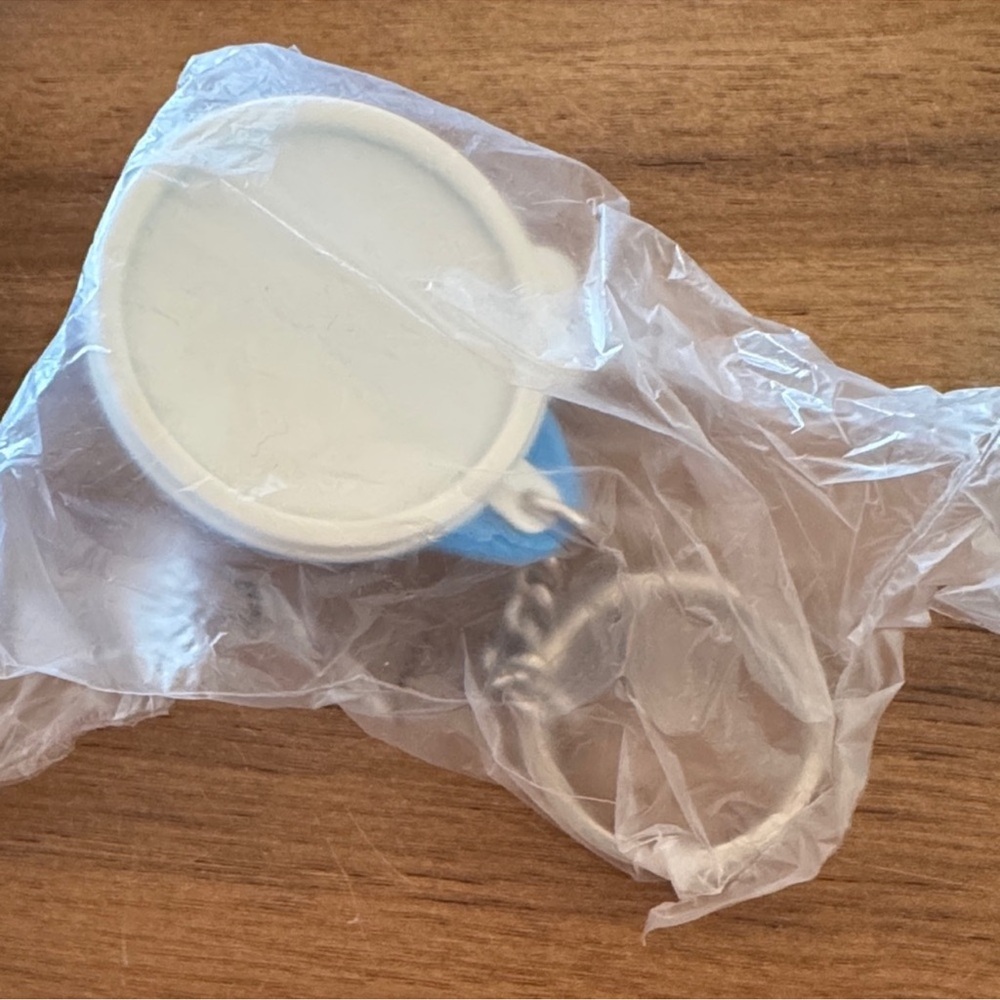 Tupperware Mini Containers Key Holders Set of Three With Free Mini Container - Picture 5 of 6